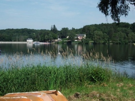 Hôtel Les Capucins 3***. Restaurant-maître restaurateur à Avallon en Bourgogne aux portes du Morvan Yonne.