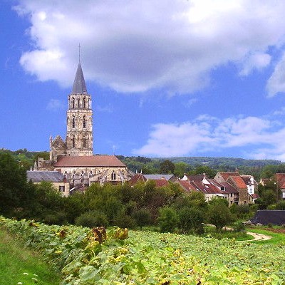 Hôtel Les Capucins 3***. Restaurant-maître restaurateur à Avallon en Bourgogne aux portes du Morvan Yonne.